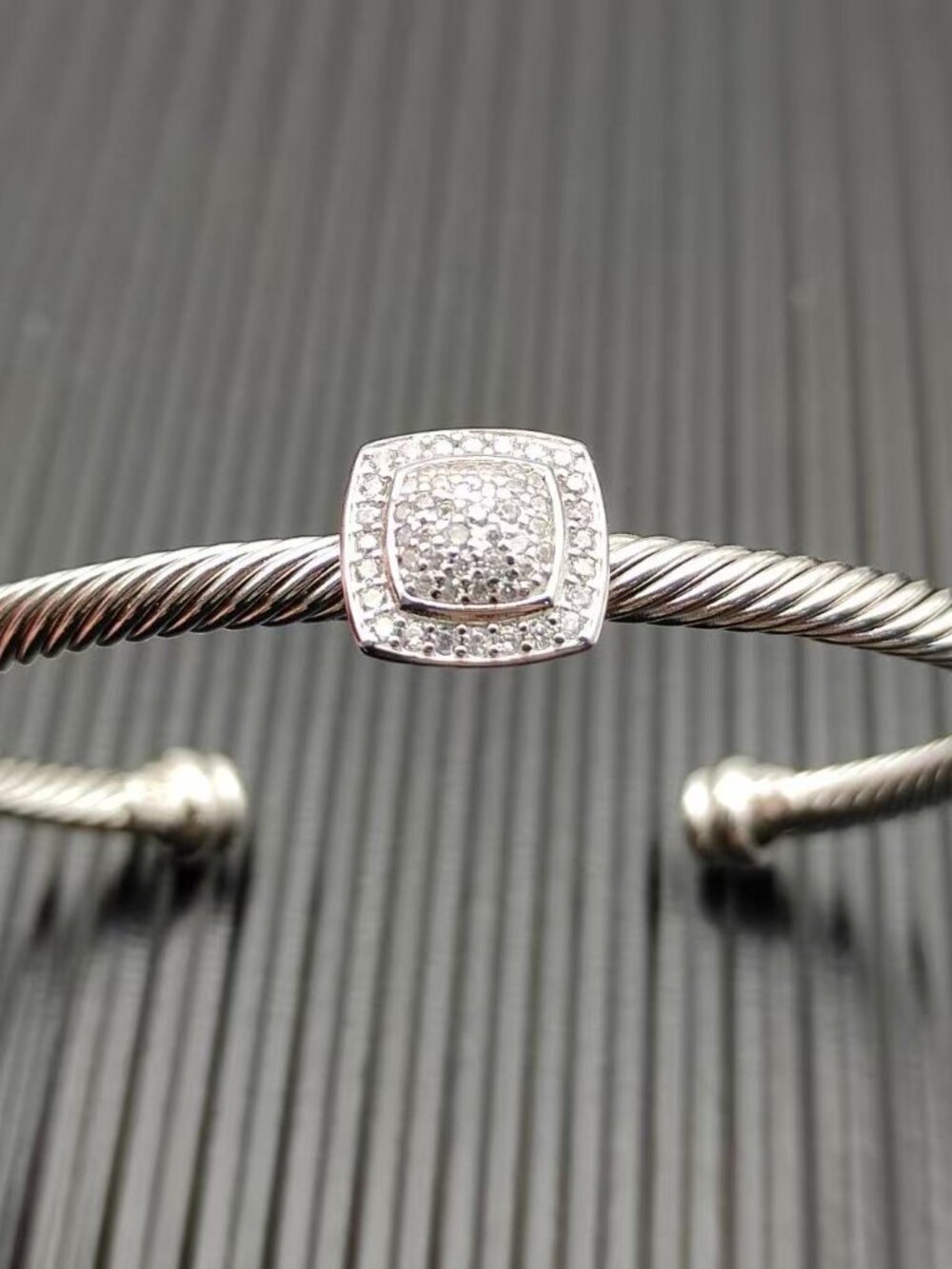 David Yurman Exquisite Gemstone Bracelet - Picture 5 of 6